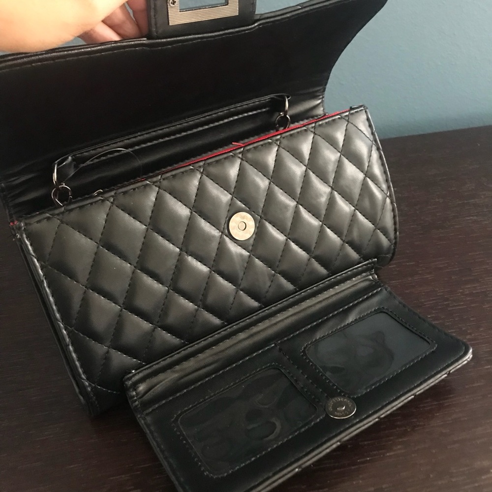 SALE❤️Quilted Shoulder/Wallet Bag❤️ - Picture 6 of 8